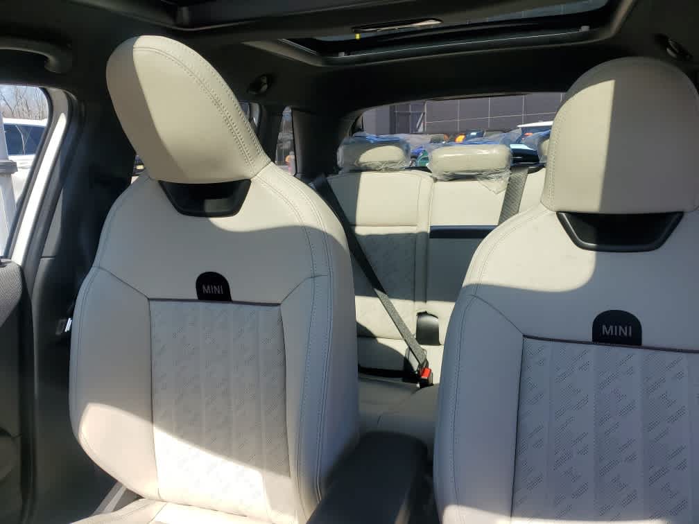 2026 MINI HARDTOP 4 DOOR ICONIC