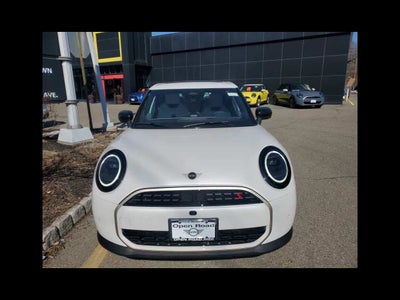 2026 MINI 4 DOOR ICONIC