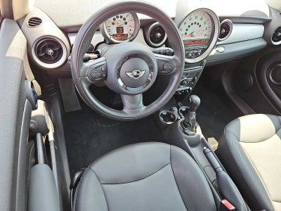2011 MINI HARDTOP 2 DOOR 2dr Cpe