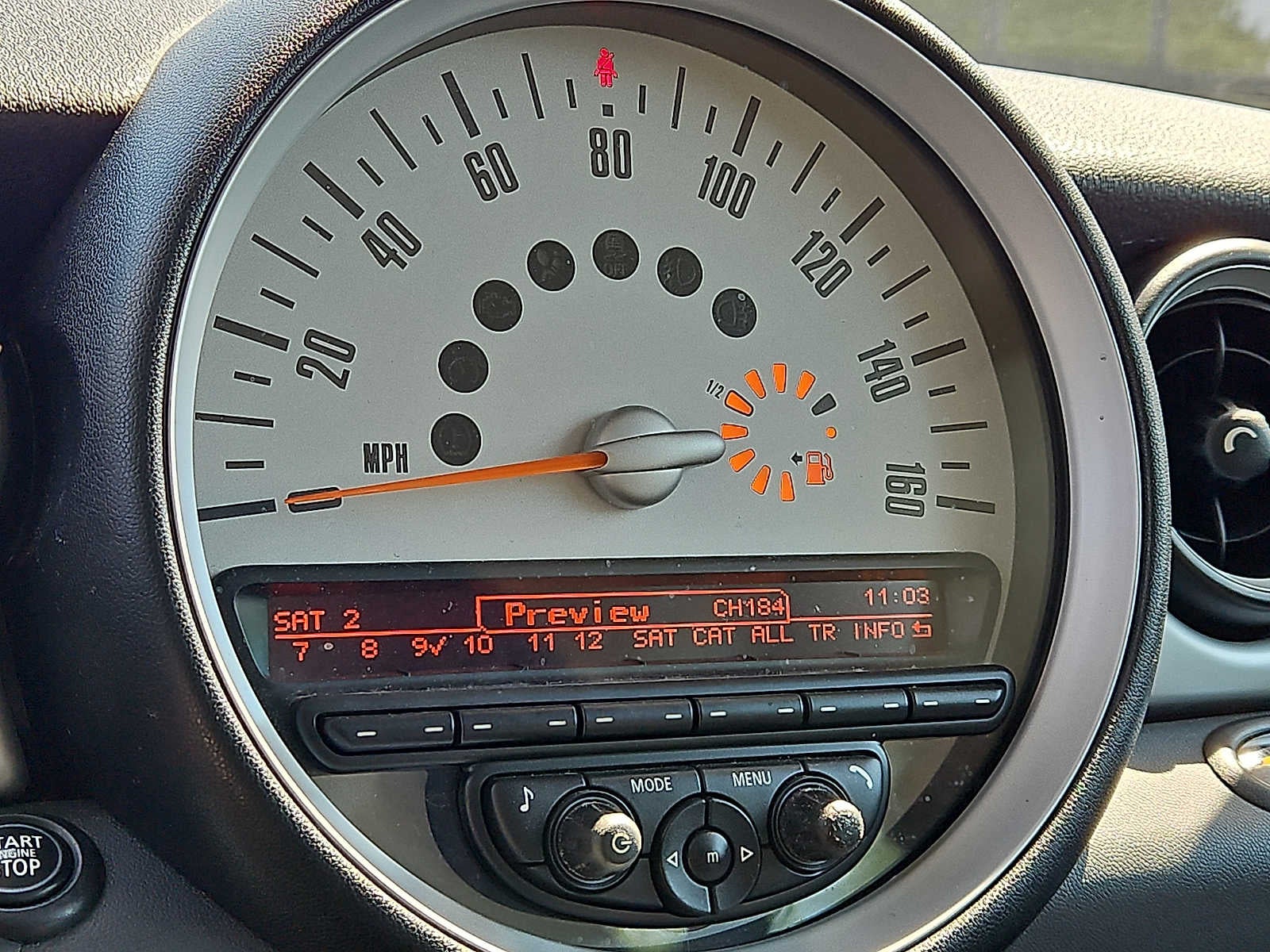 2011 MINI HARDTOP 2 DOOR 2dr Cpe