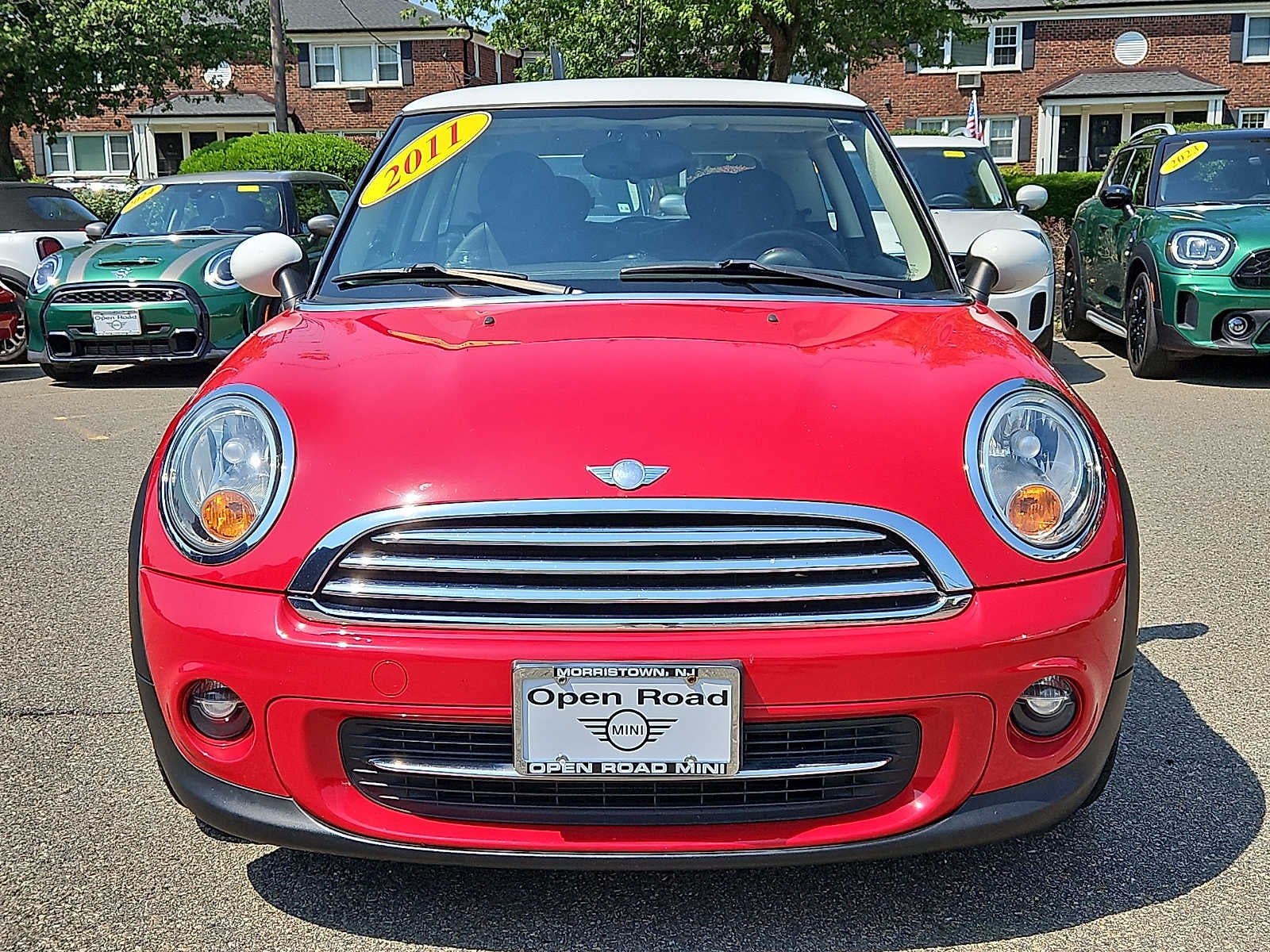 2011 MINI HARDTOP 2 DOOR 2dr Cpe