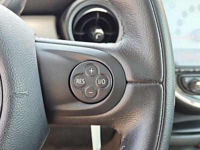 2011 MINI HARDTOP 2 DOOR 2dr Cpe