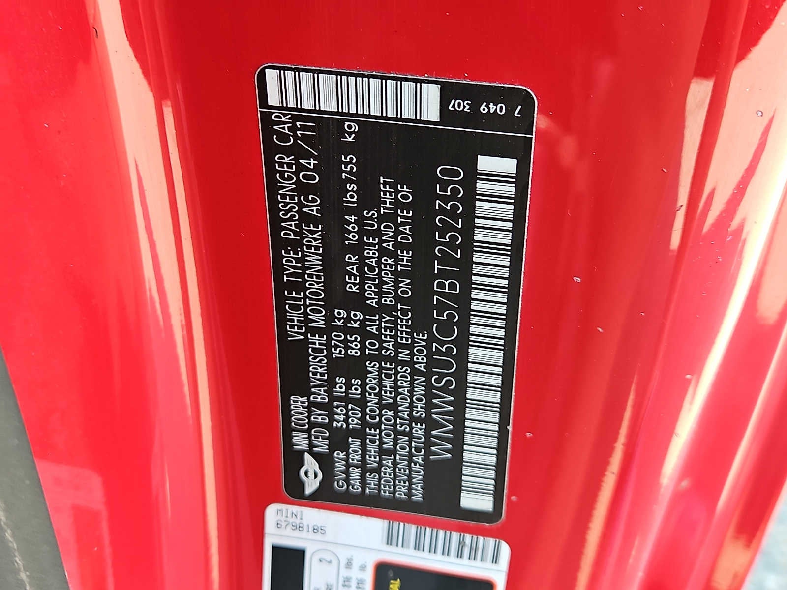 2011 MINI HARDTOP 2 DOOR 2dr Cpe