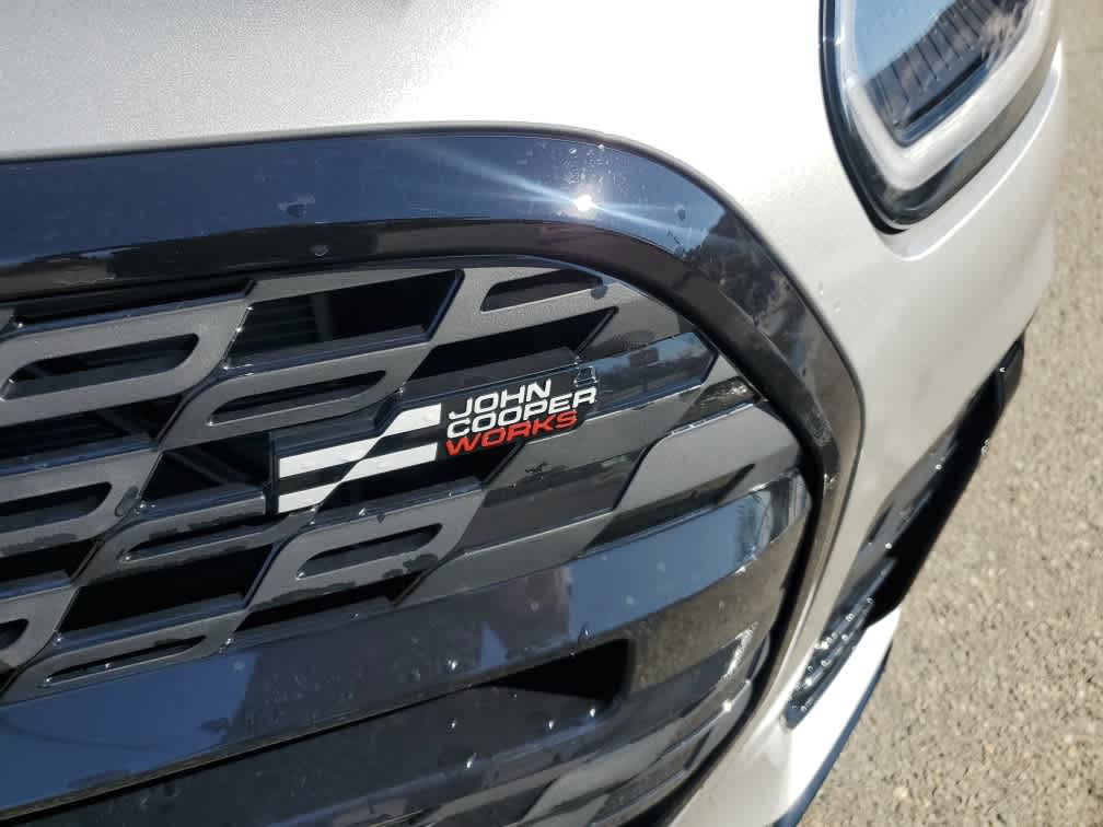 2026 MINI COUNTRYMAN ICONIC