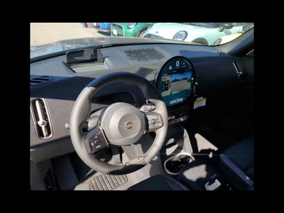 2026 MINI COUNTRYMAN ICONIC