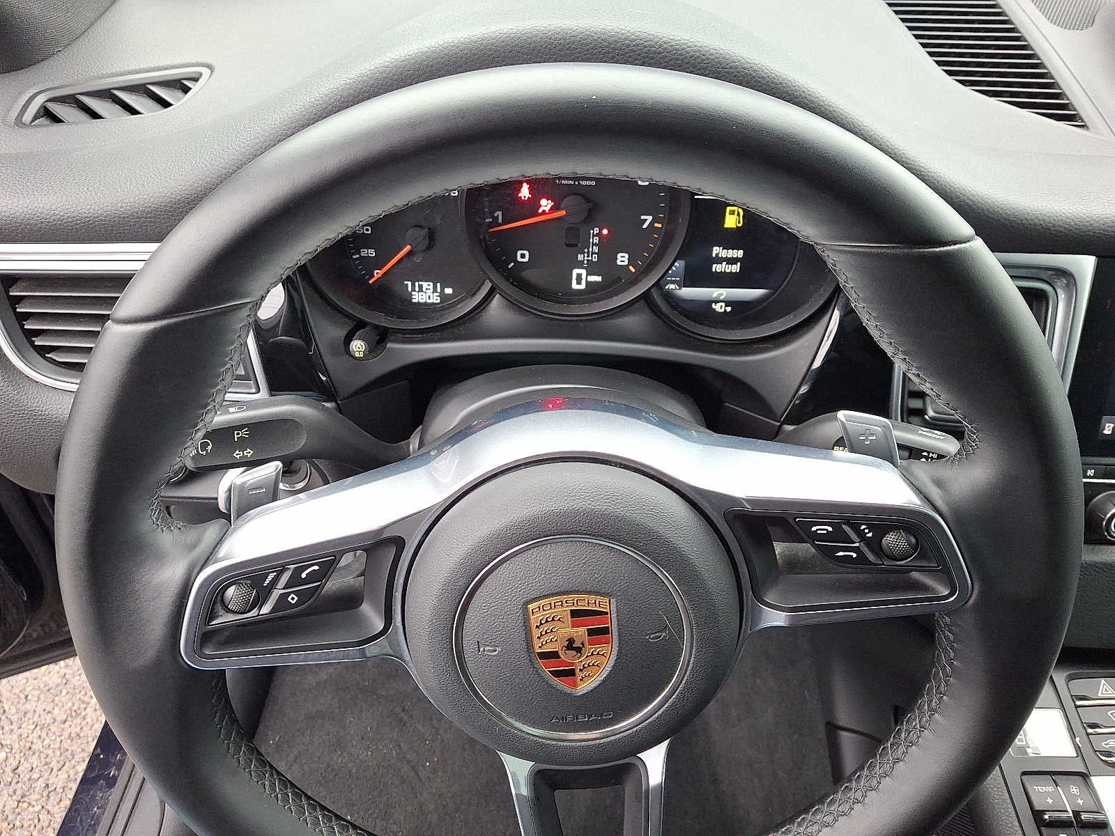 2018 Porsche Macan AWD