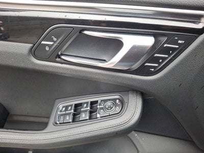 2018 Porsche Macan AWD