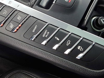 2018 Porsche Macan AWD