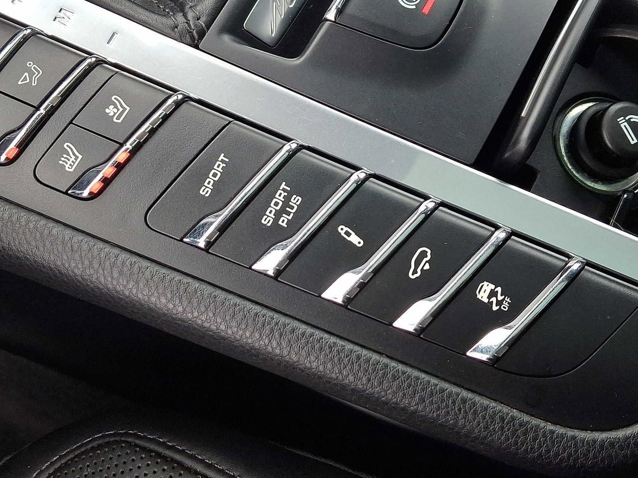 2018 Porsche Macan AWD