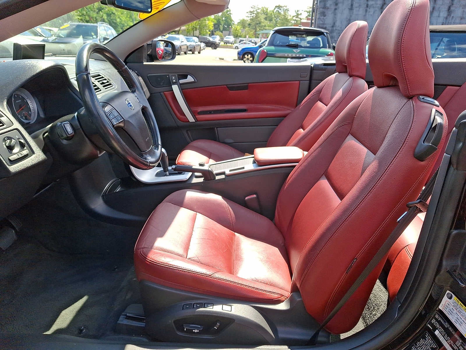 2013 Volvo C70 2dr Conv T5