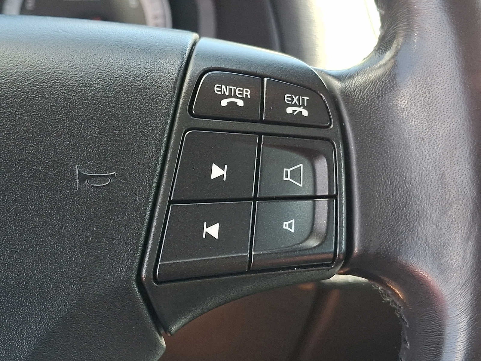 2013 Volvo C70 2dr Conv T5