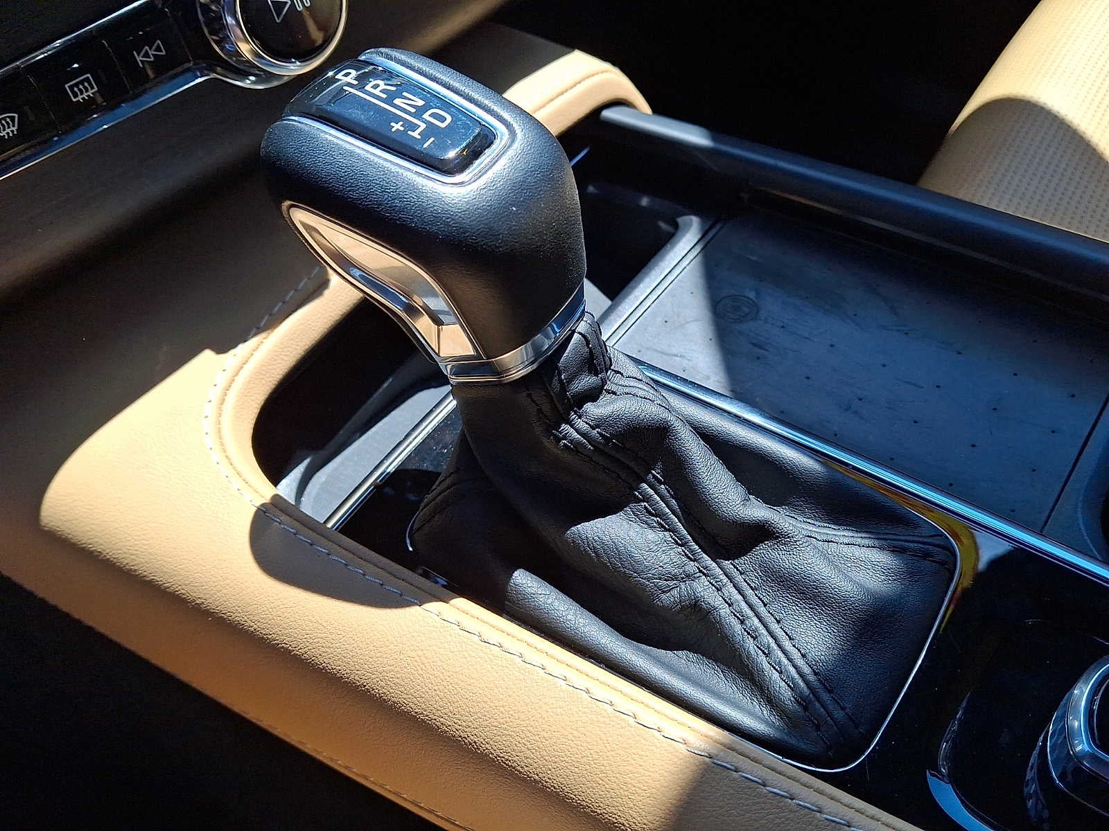 2022 Volvo XC90 T6 AWD Inscription 7P
