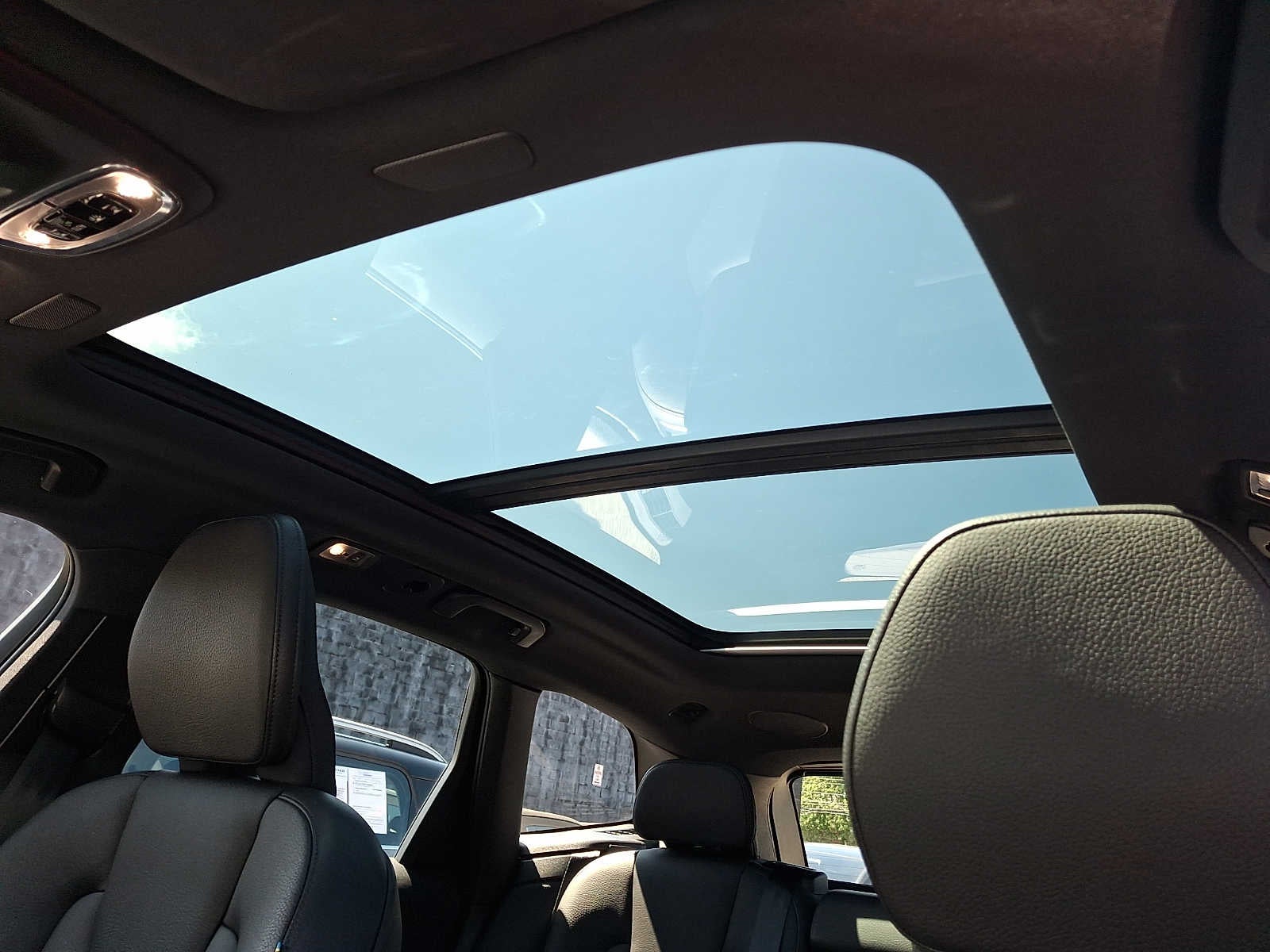 2020 Volvo XC60 T6 AWD Momentum