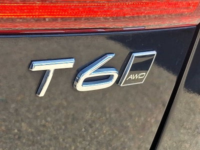 2020 Volvo XC60 T6 AWD Momentum