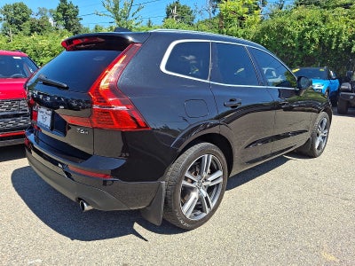 2020 Volvo XC60 T6 AWD Momentum
