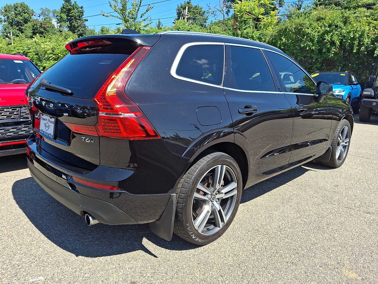 2020 Volvo XC60 T6 AWD Momentum