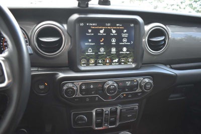 2022 Jeep Wrangler Unlimited Sahara 4x4