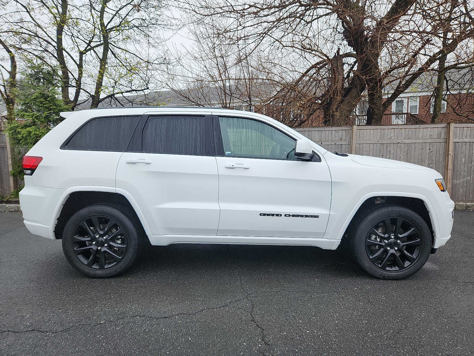 2021 Jeep Grand Cherokee Laredo X 4x4