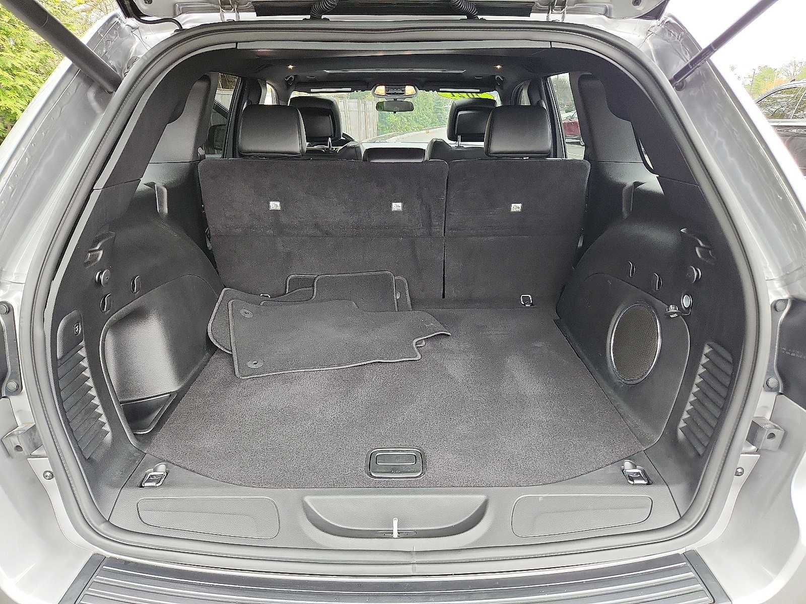 2021 Jeep Grand Cherokee Laredo X 4x4