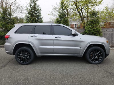 2021 Jeep Grand Cherokee Laredo X 4x4