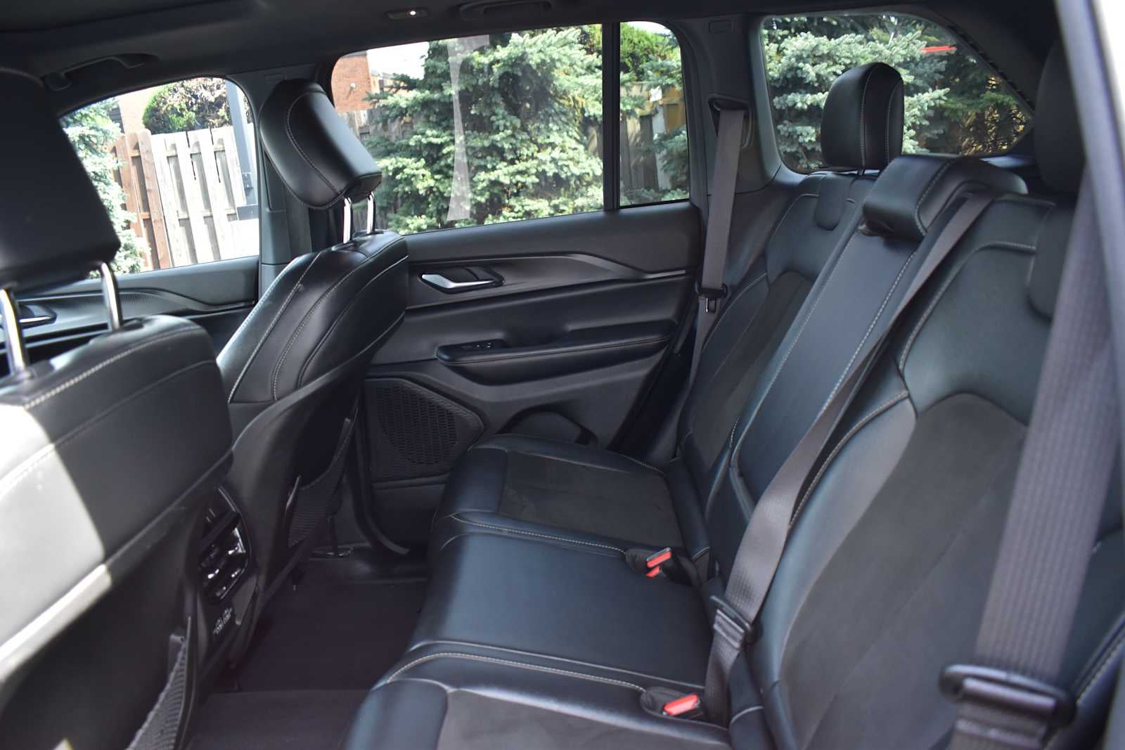 2023 Jeep Grand Cherokee Altitude X 4x4