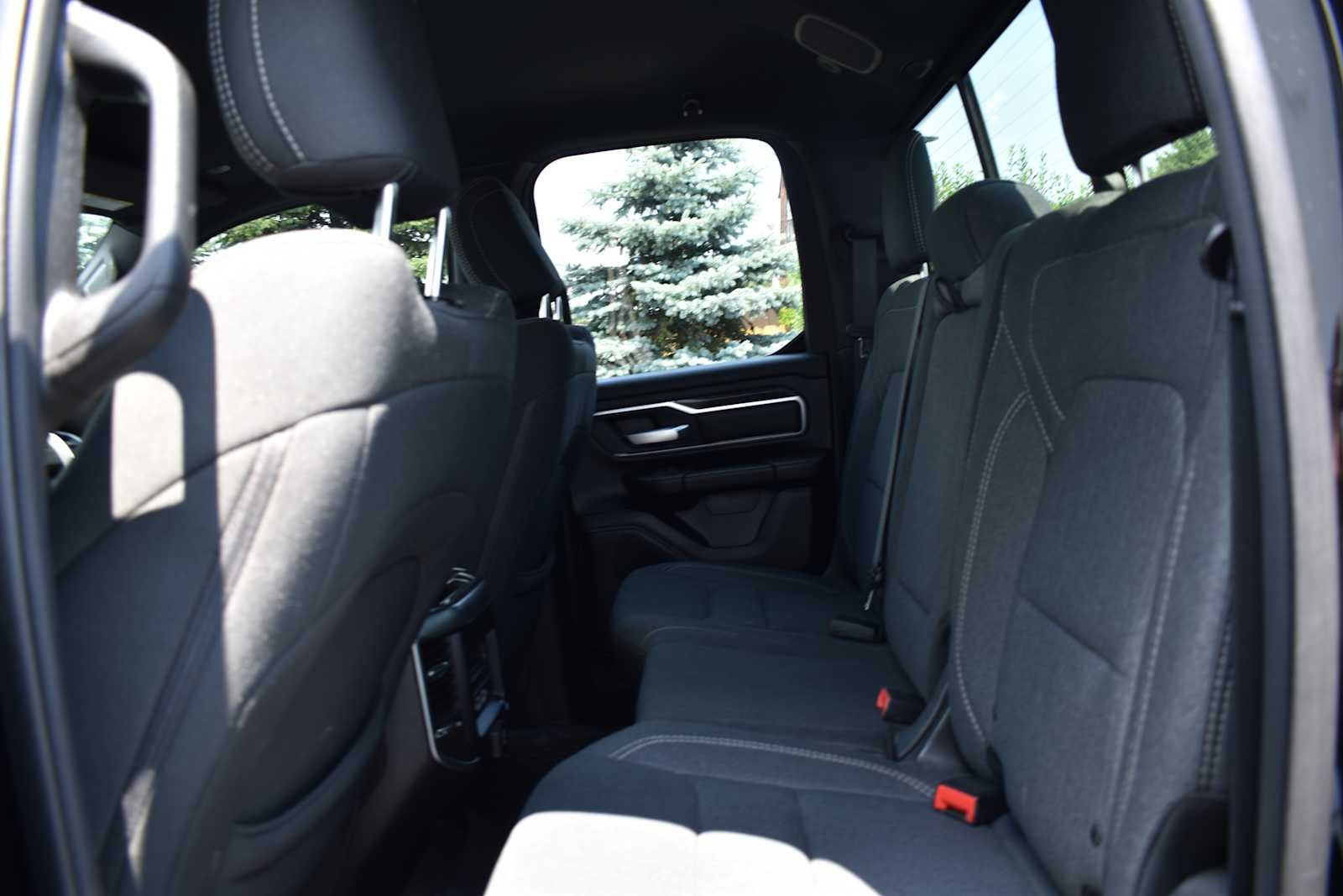 2019 RAM 1500 Big Horn/Lone Star 4x4 Quad Cab 64 Box