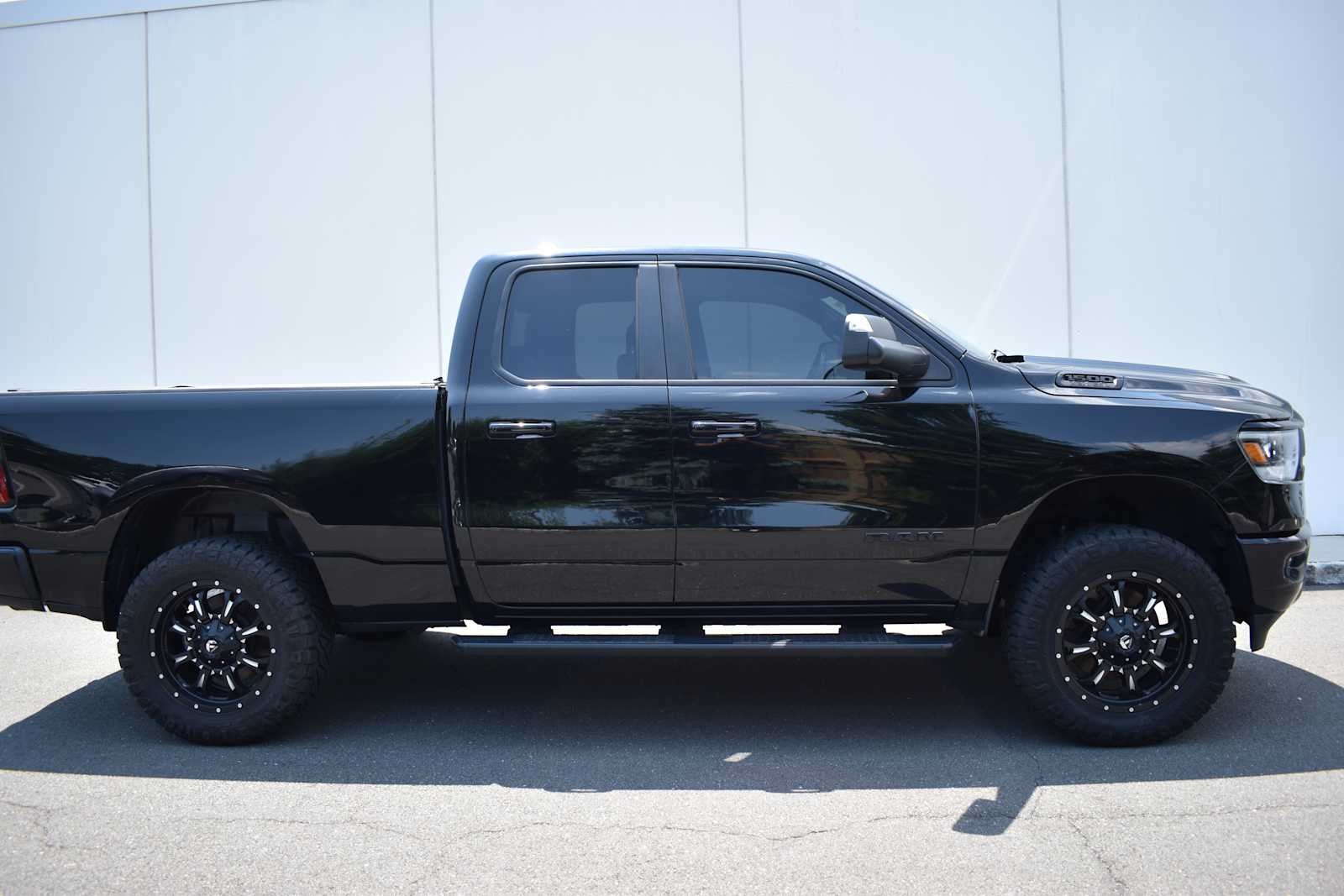 2019 RAM 1500 Big Horn/Lone Star 4x4 Quad Cab 64 Box