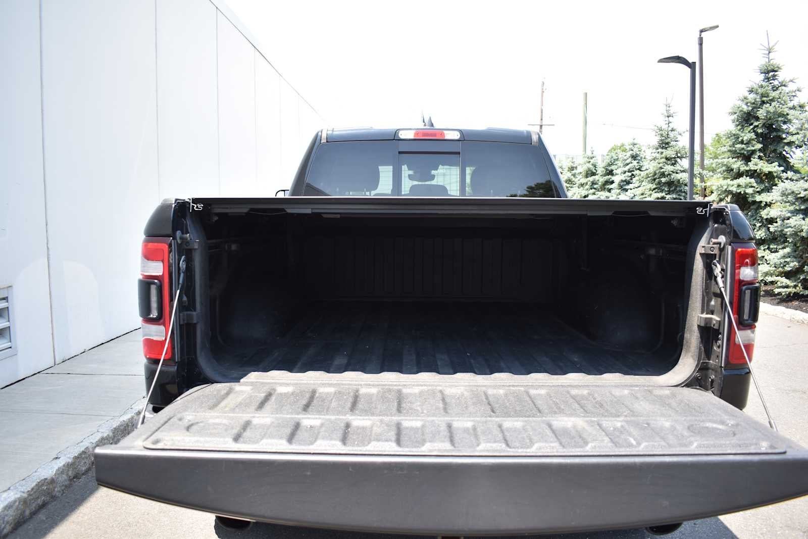 2019 RAM 1500 Big Horn/Lone Star 4x4 Quad Cab 64 Box