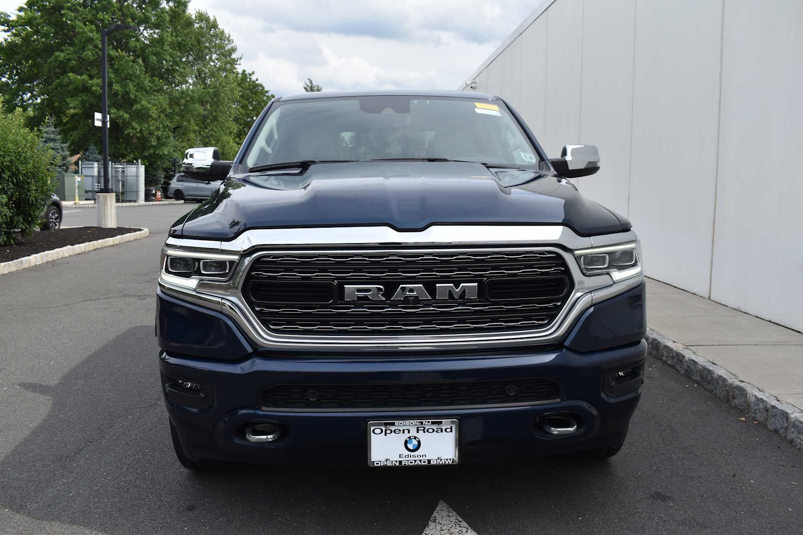 2023 RAM 1500 Limited 4x4 Crew Cab 57 Box