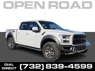 2017 Ford F-150 Raptor 4WD SuperCrew 5.5 Box