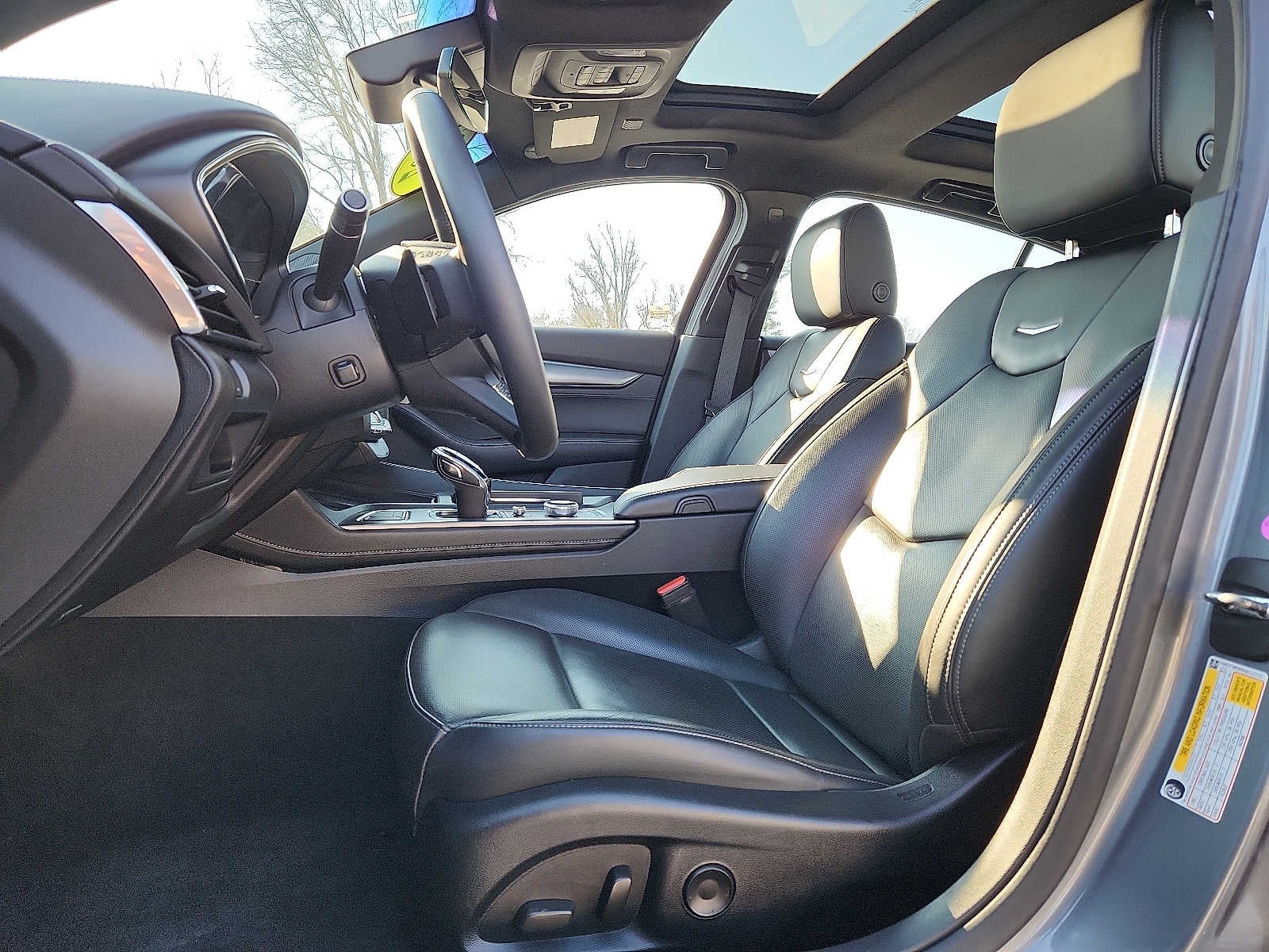 2022 Cadillac CT5 4dr Sdn Premium Luxury