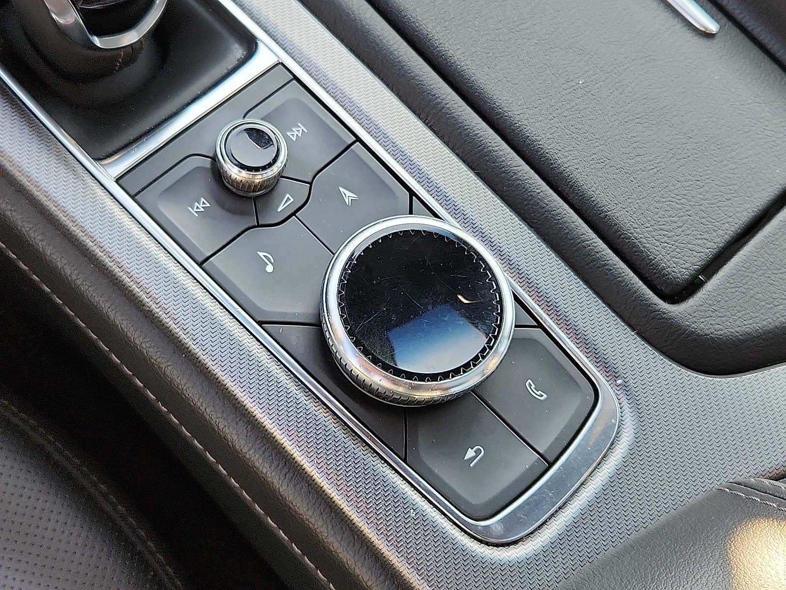 2022 Cadillac CT5 4dr Sdn Premium Luxury