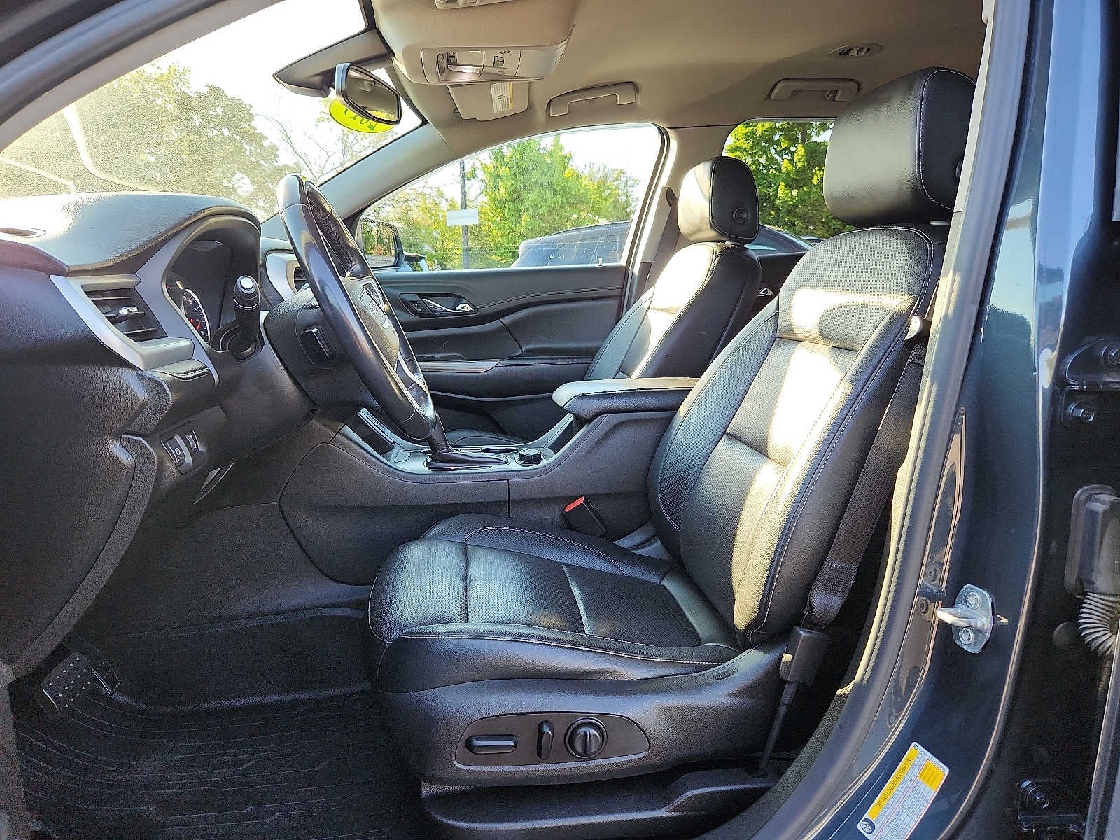2019 GMC Acadia AWD 4dr SLT w/SLT-1
