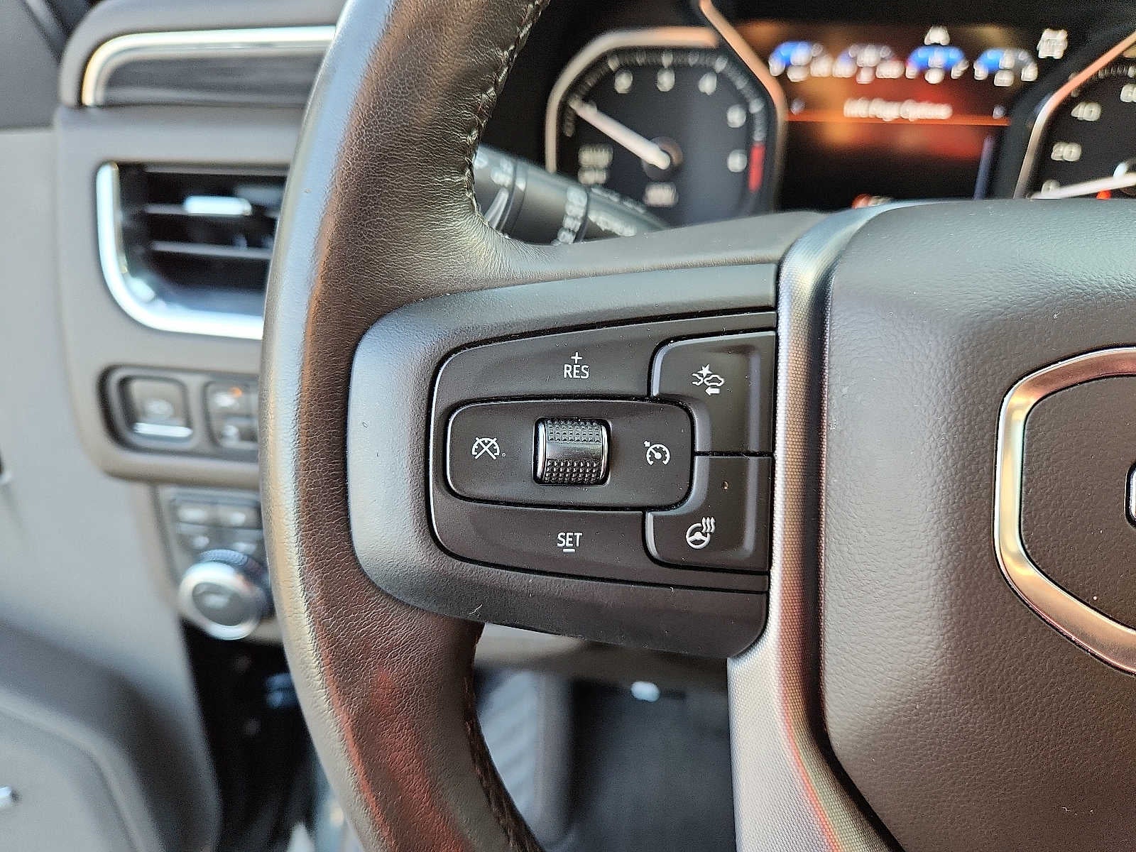2021 GMC Yukon 4WD 4dr SLT