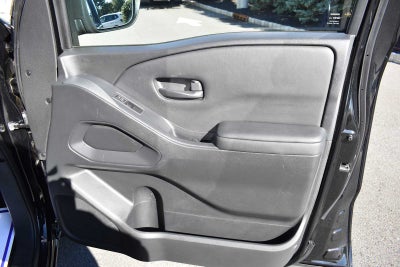 2022 Nissan Frontier Crew Cab 4x4 S Auto
