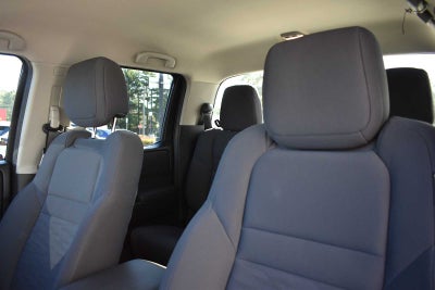 2022 Nissan Frontier Crew Cab 4x4 S Auto