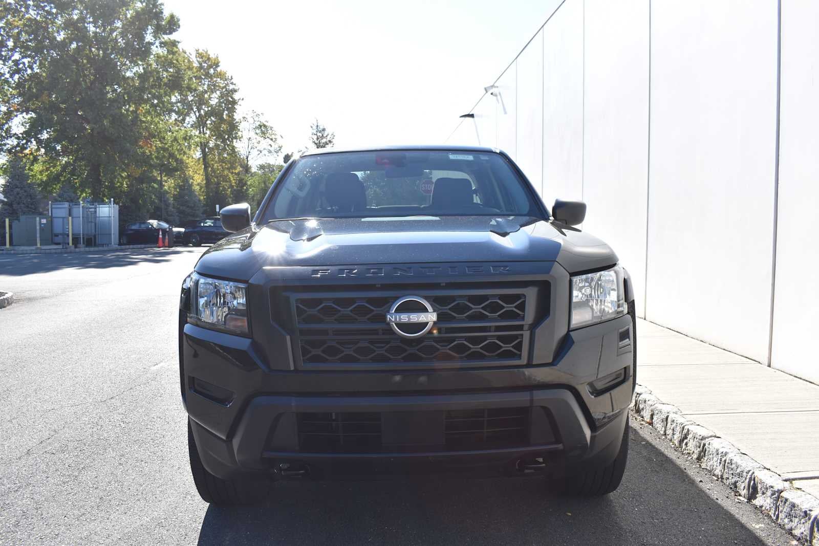 2022 Nissan Frontier Crew Cab 4x4 S Auto