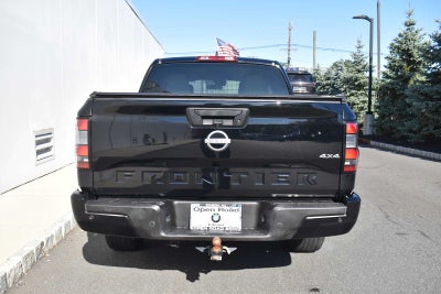 2022 Nissan Frontier Crew Cab 4x4 S Auto