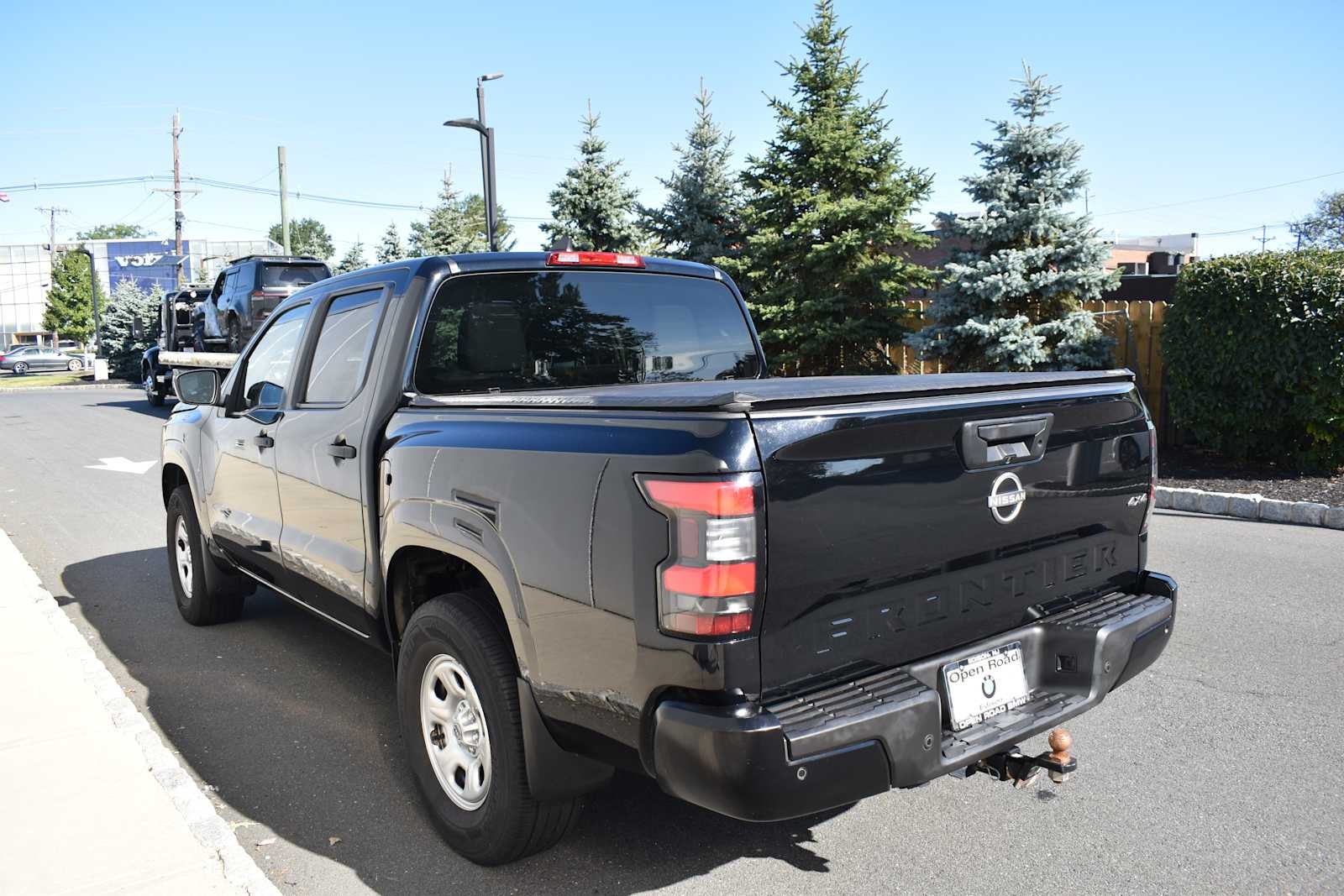 2022 Nissan Frontier Crew Cab 4x4 S Auto