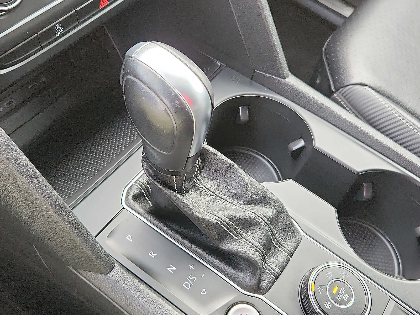 2021 Volkswagen Atlas Cross Sport 3.6L V6 SE w/Technology 4MOTION