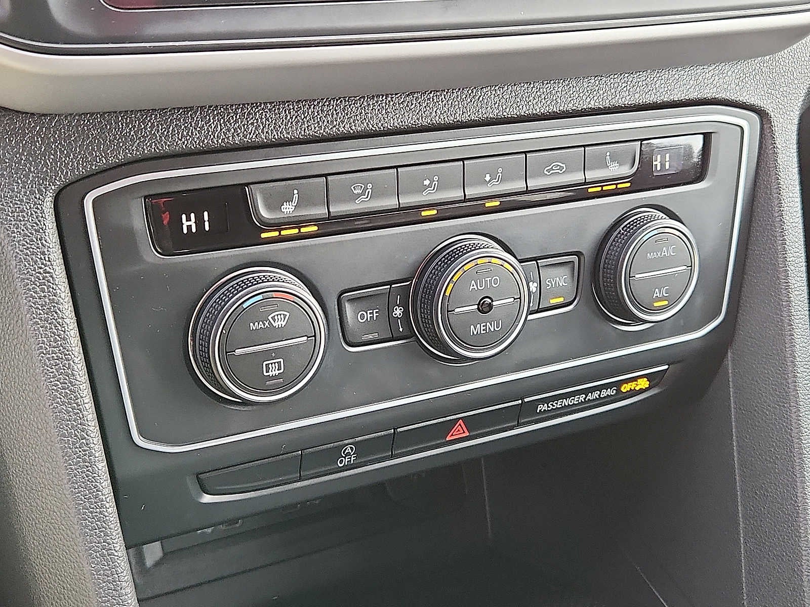 2021 Volkswagen Atlas Cross Sport 3.6L V6 SE w/Technology 4MOTION