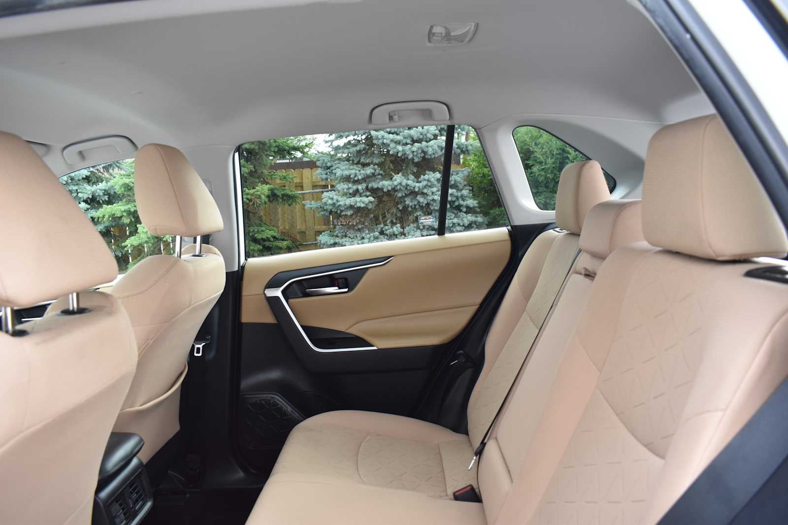 2020 Toyota RAV4 XLE AWD