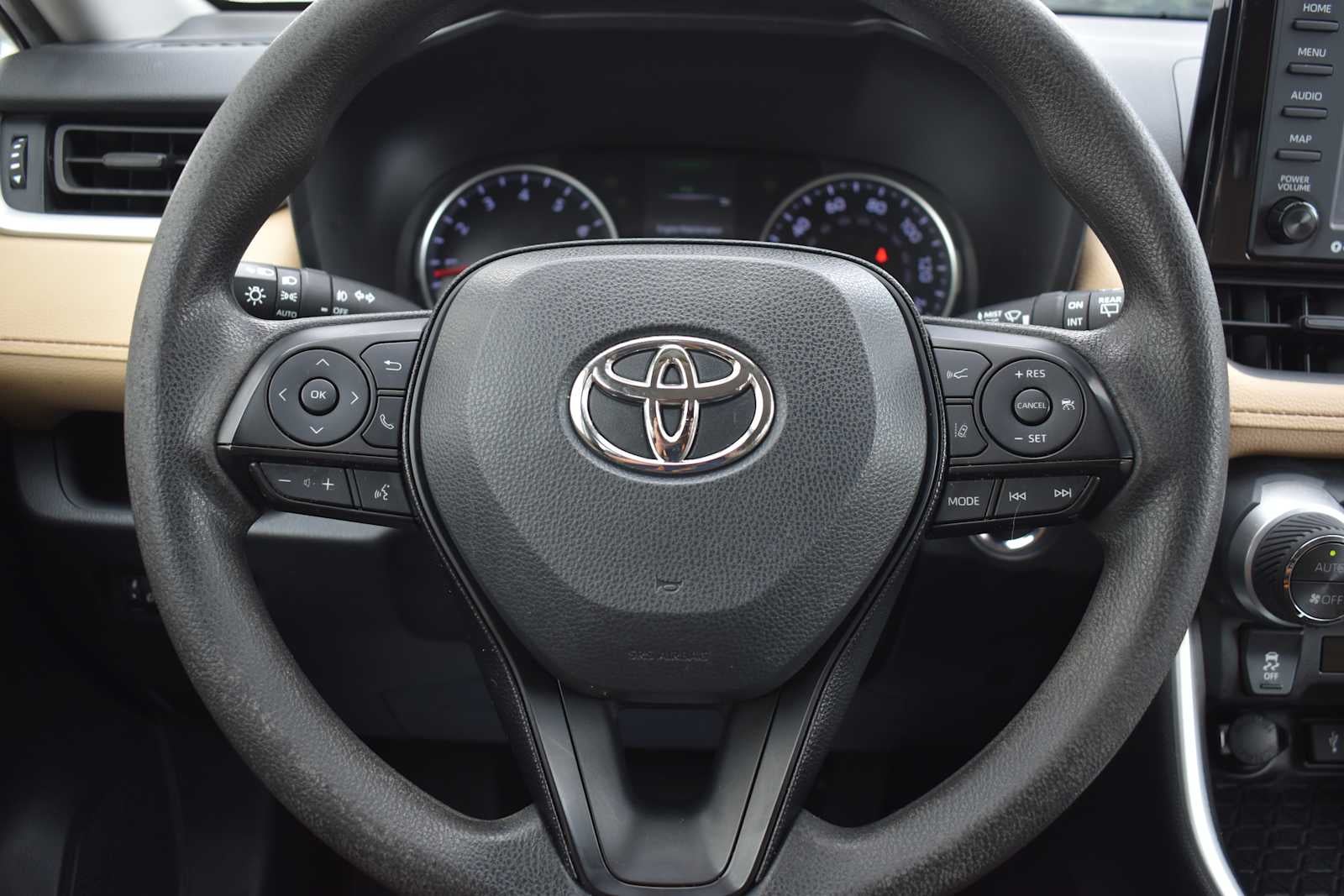 2020 Toyota RAV4 XLE AWD