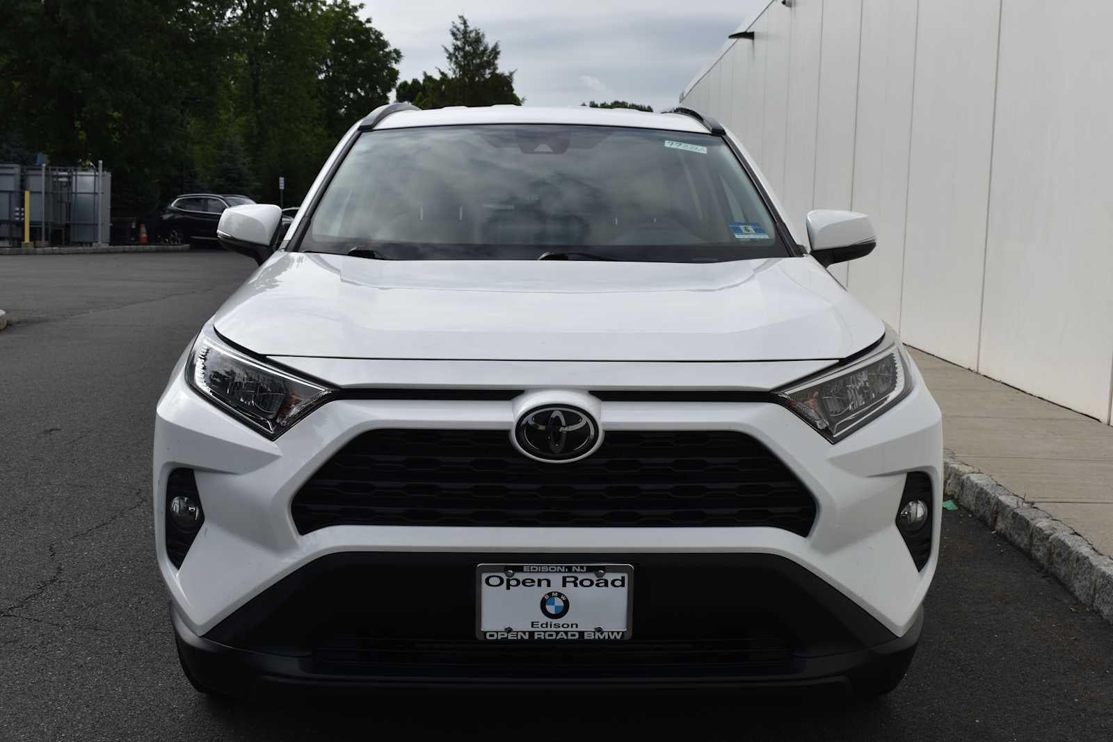 2020 Toyota RAV4 XLE AWD