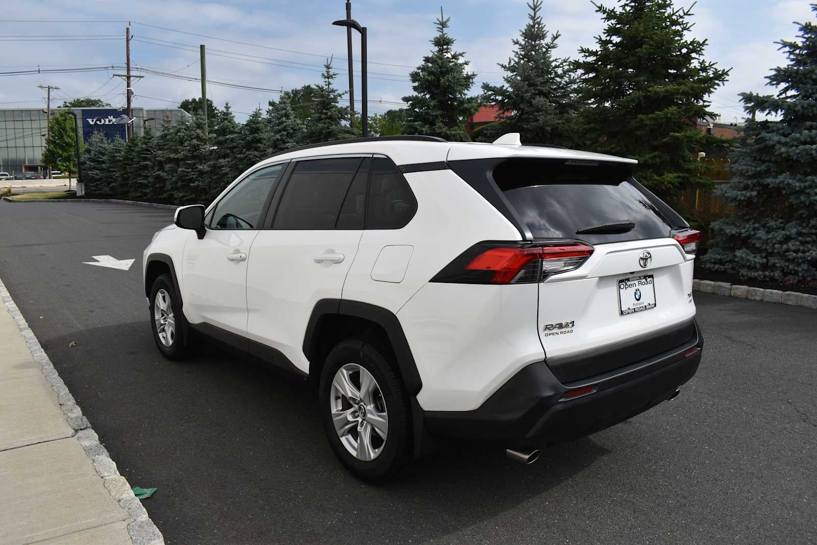 2020 Toyota RAV4 XLE AWD