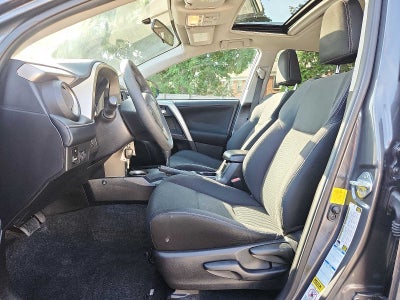 2015 Toyota RAV4 AWD 4dr XLE