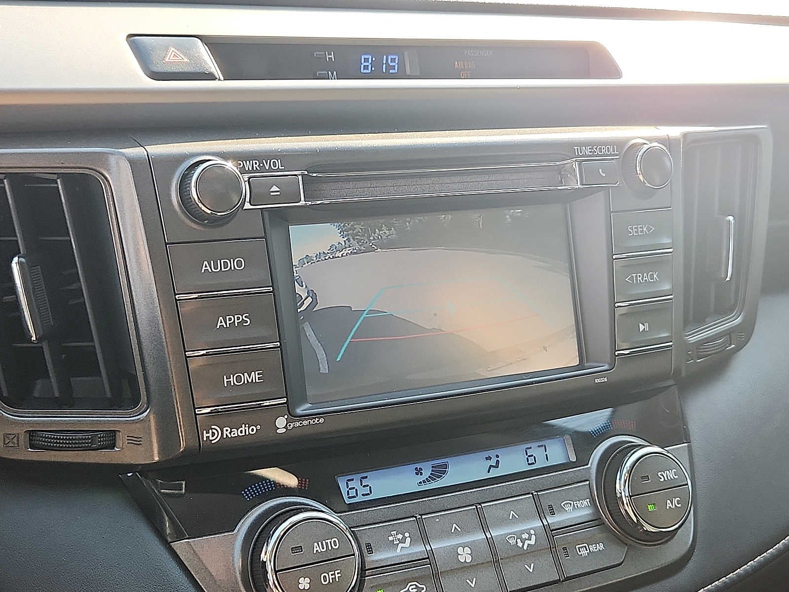 2015 Toyota RAV4 AWD 4dr XLE