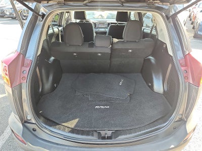 2015 Toyota RAV4 AWD 4dr XLE