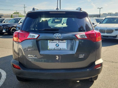 2015 Toyota RAV4 AWD 4dr XLE
