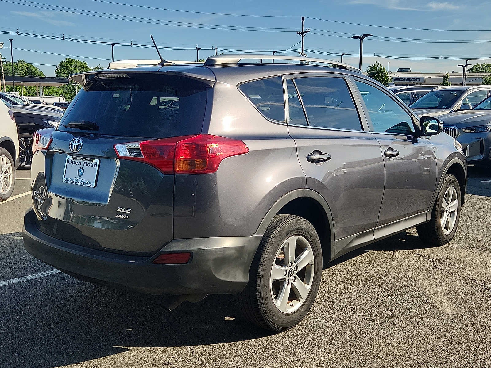 2015 Toyota RAV4 AWD 4dr XLE